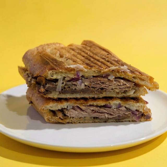 Pan Con Lechon / Pork Sandwich.