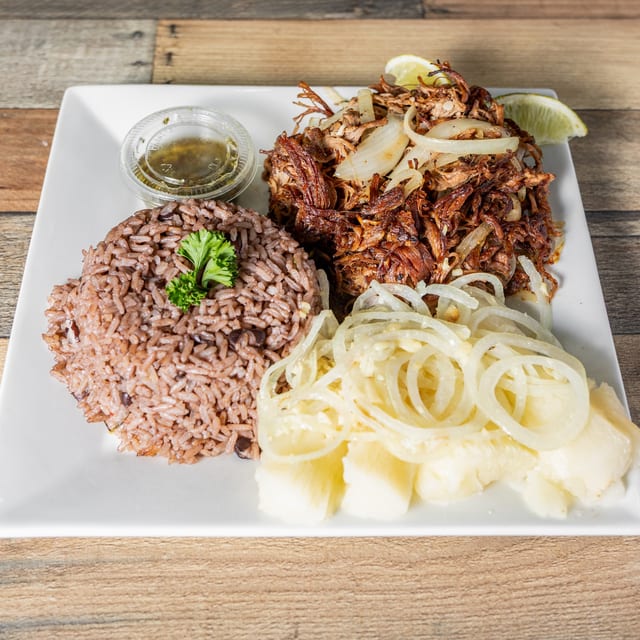 Cubanacan Vaca Frita / Crispy Shredded Beef.